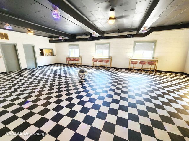 201 E Main Road, Sterling, MI 48659