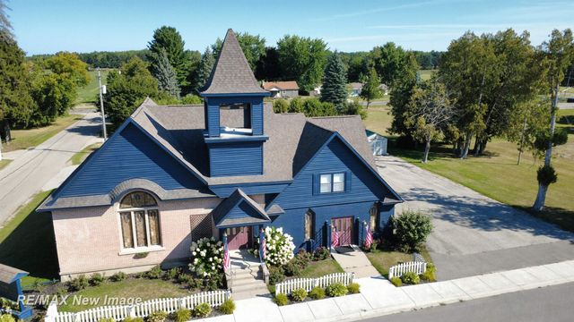 201 E Main Road, Sterling, MI 48659