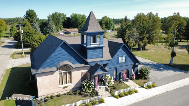201 E Main Road, Sterling, MI 48659
