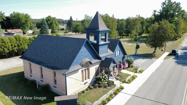 201 E Main Road, Sterling, MI 48659