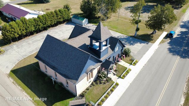 201 E Main Road, Sterling, MI 48659
