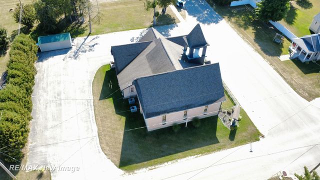 201 E Main Road, Sterling, MI 48659