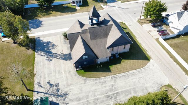 201 E Main Road, Sterling, MI 48659