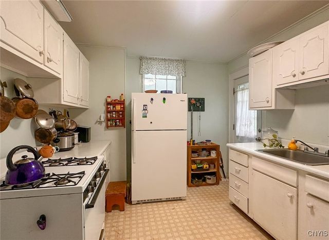 169 Pleasant Street, Utica, NY 13501