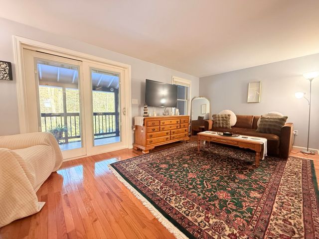 32 Kimball Place, Claremont, NH 03743