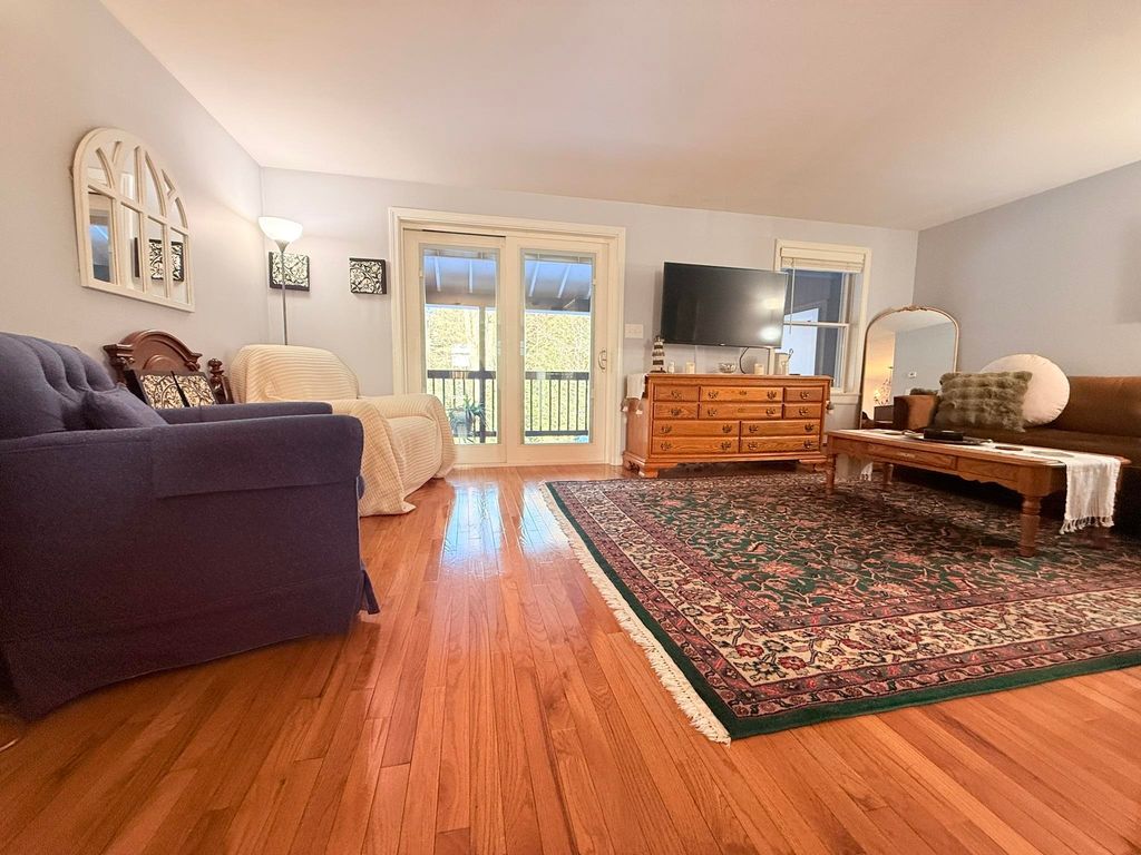 32 Kimball Place, Claremont, NH 03743