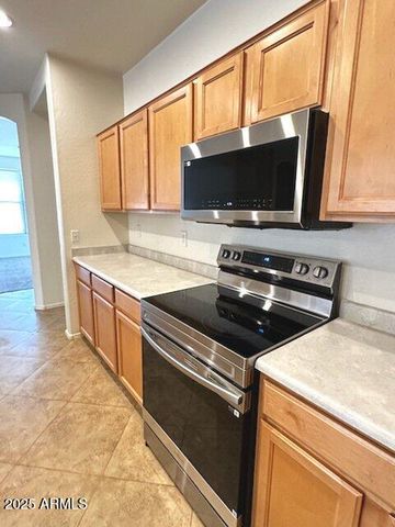 3131 E Silversmith Trail, San Tan Valley, AZ 85143