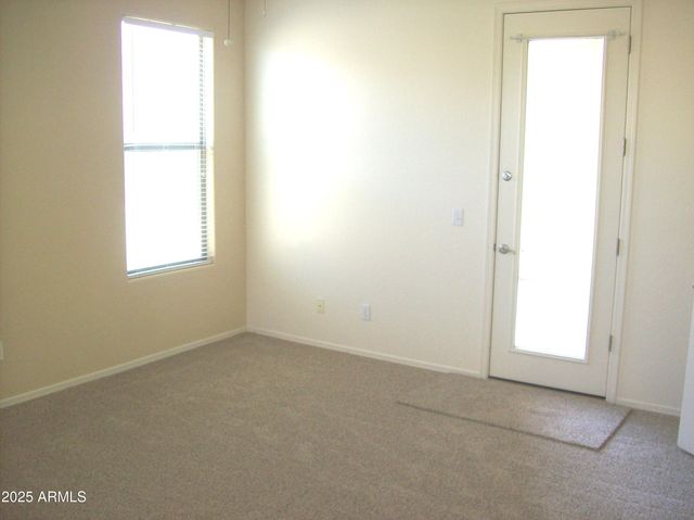 3131 E Silversmith Trail, San Tan Valley, AZ 85143