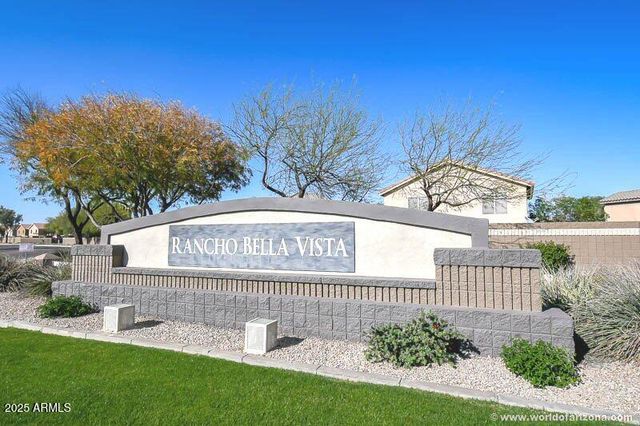 3131 E Silversmith Trail, San Tan Valley, AZ 85143