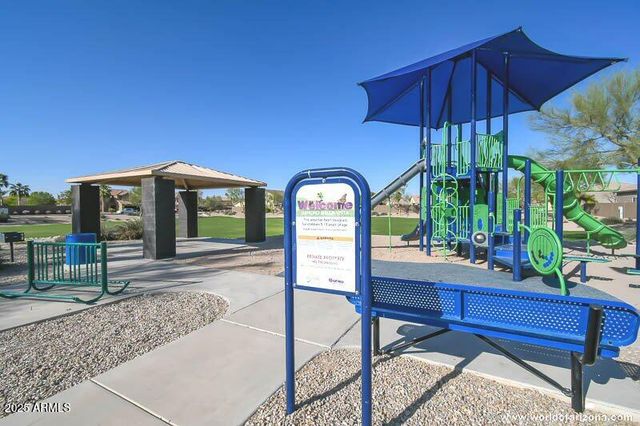 3131 E Silversmith Trail, San Tan Valley, AZ 85143