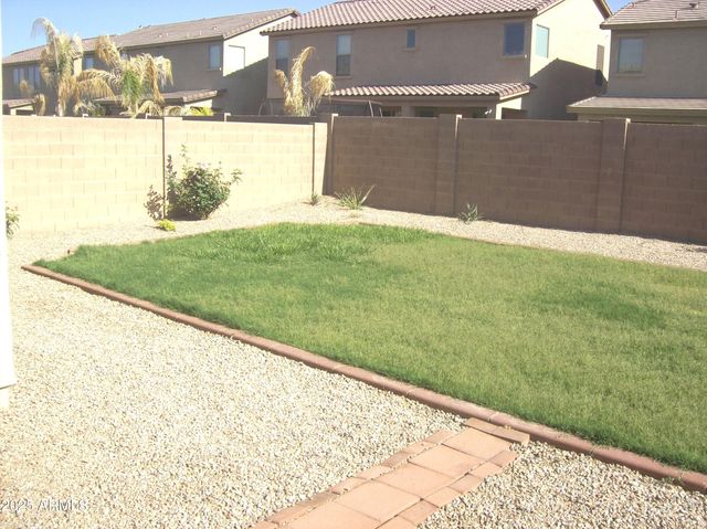 3131 E Silversmith Trail, San Tan Valley, AZ 85143