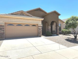 3131 E Silversmith Trail, San Tan Valley, AZ 85143