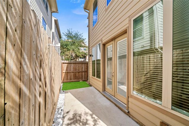 2627 Shady Woods Lane, Houston, TX 77008