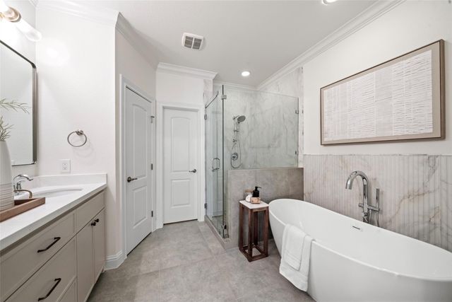 2627 Shady Woods Lane, Houston, TX 77008
