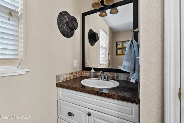 7535 N MT CARROL ST, Dalton Gardens, ID 83815