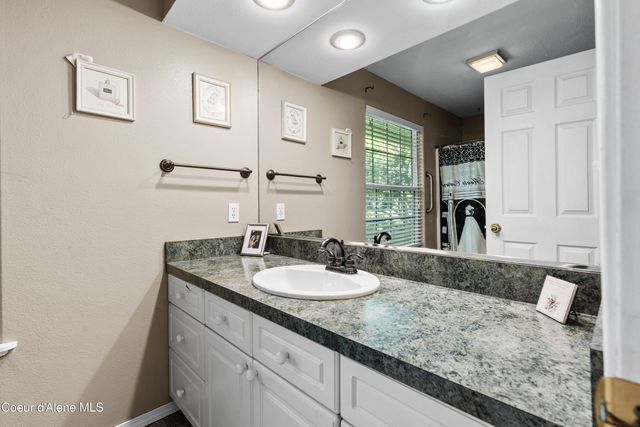 7535 N MT CARROL ST, Dalton Gardens, ID 83815