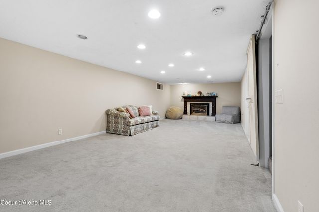 7535 N MT CARROL ST, Dalton Gardens, ID 83815