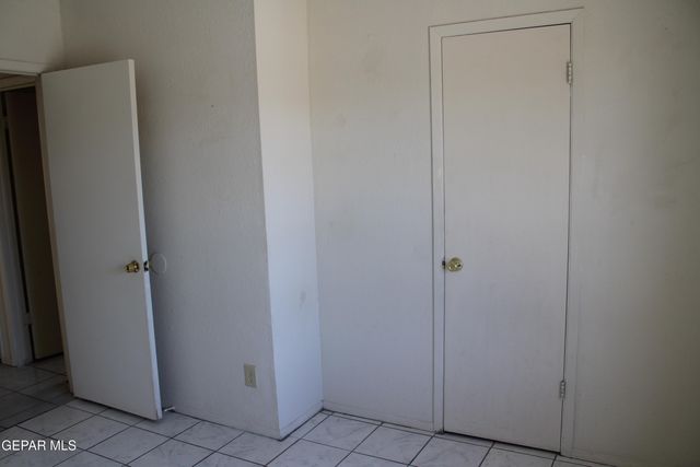 11435 Sundrop Court D, El Paso, TX 79936