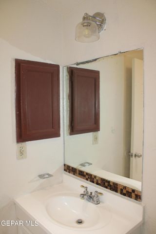 11435 Sundrop Court D, El Paso, TX 79936