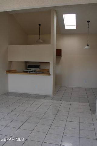 11435 Sundrop Court D, El Paso, TX 79936