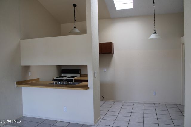 11435 Sundrop Court D, El Paso, TX 79936