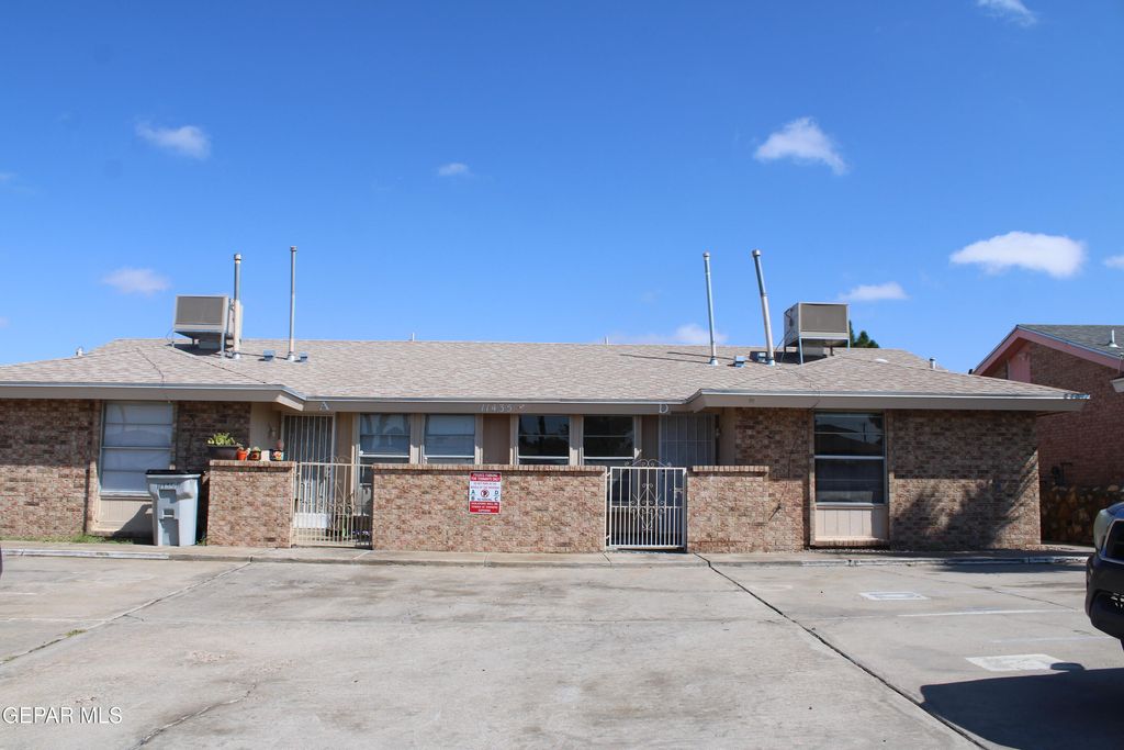 11435 Sundrop Court D, El Paso, TX 79936