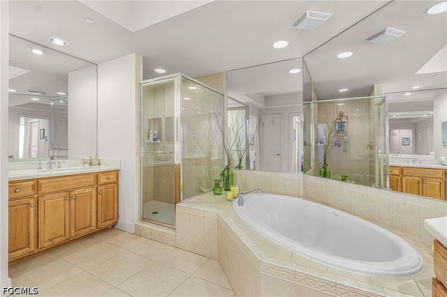 4192 Bay Beach LN 872, Fort Myers Beach, FL 33931