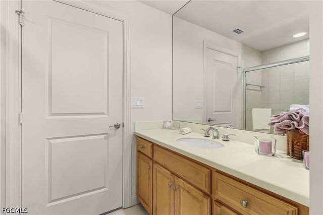 4192 Bay Beach LN 872, Fort Myers Beach, FL 33931