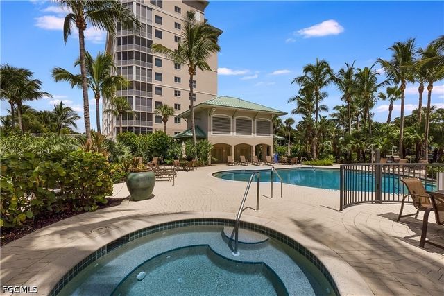 4192 Bay Beach LN 872, Fort Myers Beach, FL 33931