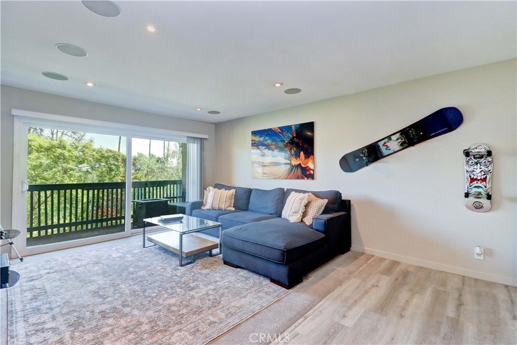 576 N Bellflower Boulevard 303, Long Beach, CA 90814 — photo 3