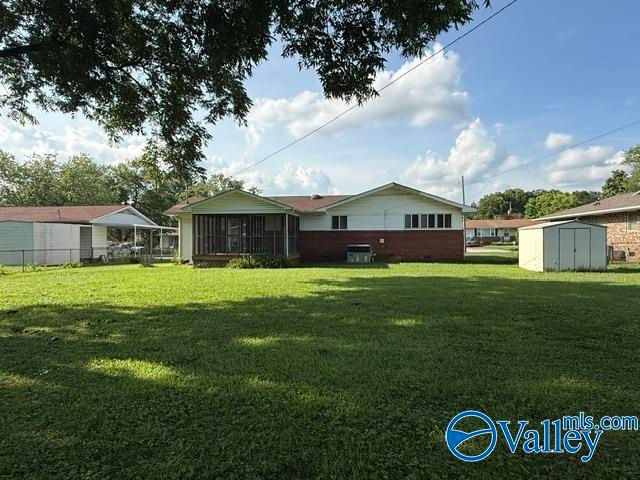 4309 Clayrest Drive NW, Huntsville, AL 35816