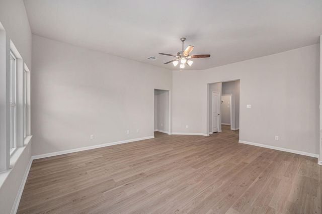 12983 Skyline Drive, Willis, TX 77318