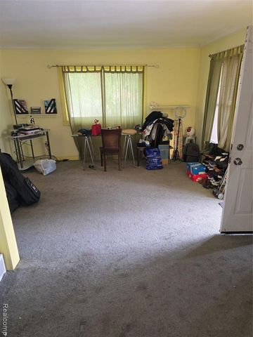 1045 Ontario Street, Lansing, MI 48915