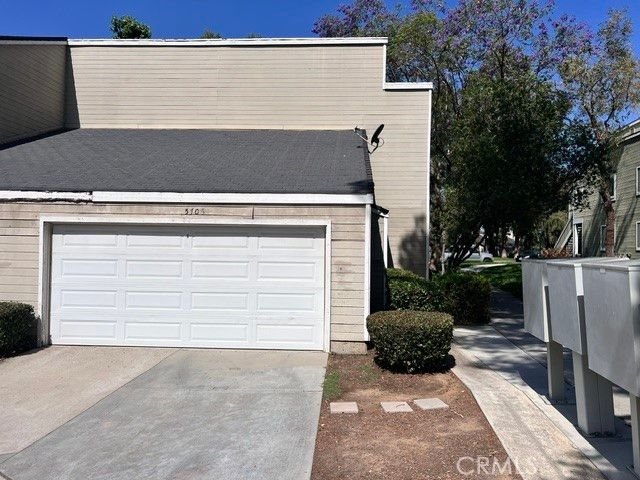 5706 Old Village Road 207, Yorba Linda, CA 92887