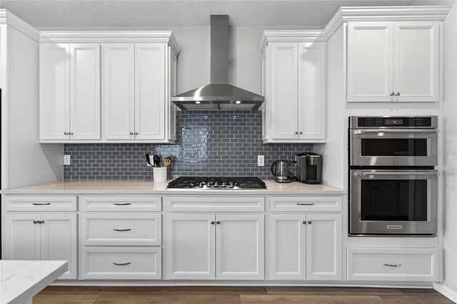 5524 BLUE CRUSH BEND, Land O Lakes, FL 34638