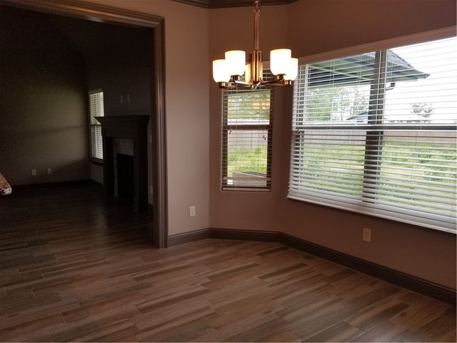 940 Sunset Lane, Centerton, AR 72719