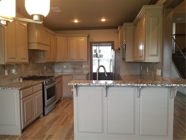 940 Sunset Lane, Centerton, AR 72719