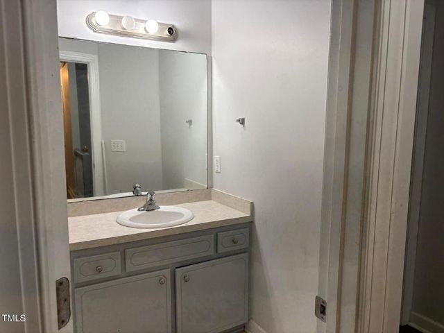 595 Durwood Drive, Raleigh, NC 27603