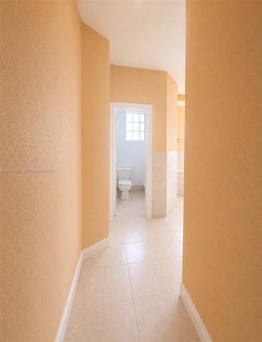 7856 NW 167th Terrace, Miami Lakes, FL 33016