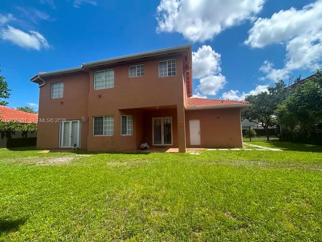 7856 NW 167th Terrace, Miami Lakes, FL 33016