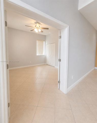 7856 NW 167th Terrace, Miami Lakes, FL 33016
