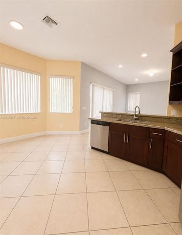 7856 NW 167th Terrace, Miami Lakes, FL 33016