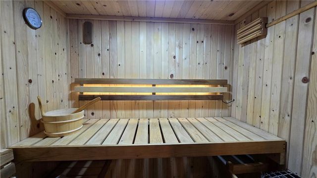 2110 Constitution Court, Roswell, GA 30075