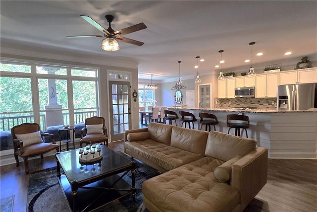 2110 Constitution Court, Roswell, GA 30075