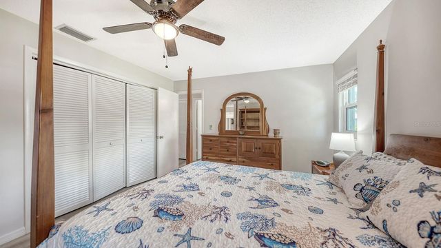 2902 CAPTIVA GARDENS DRIVE 3, Sarasota, FL 34231