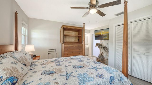 2902 CAPTIVA GARDENS DRIVE 3, Sarasota, FL 34231