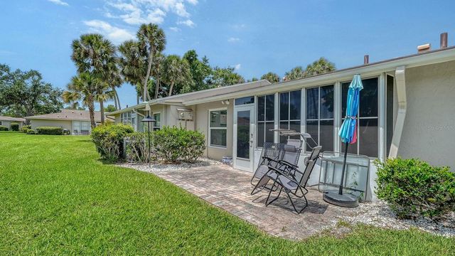 2902 CAPTIVA GARDENS DRIVE 3, Sarasota, FL 34231
