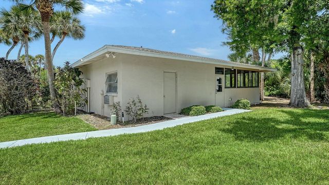 2902 CAPTIVA GARDENS DRIVE 3, Sarasota, FL 34231