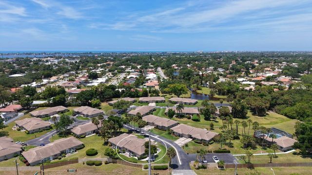 2902 CAPTIVA GARDENS DRIVE 3, Sarasota, FL 34231