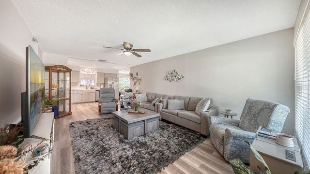 2902 CAPTIVA GARDENS DRIVE 3, Sarasota, FL 34231